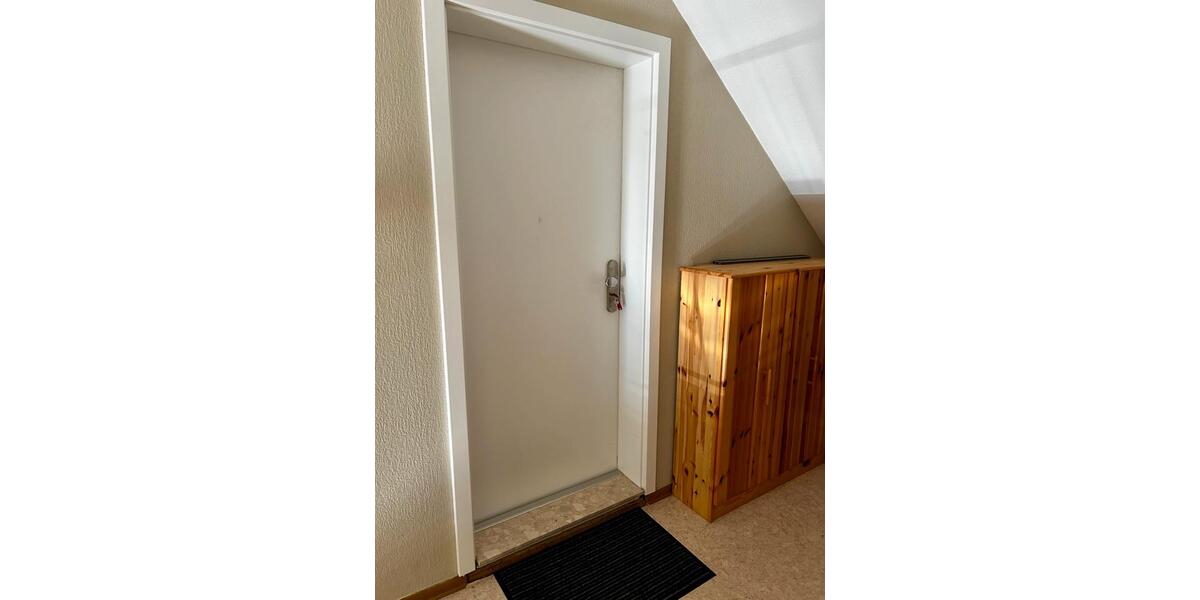 Dachgeschoßwohnung Altdöbern - 1 Zimmer, 38 m&sup2;, 416&euro; | Angebot:23685526