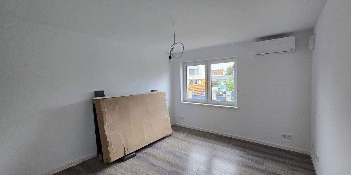 Doppelhaushälfte Römerberg Berghausen - 3 Zimmer, 80 m&sup2;, 1.600&euro; | Angebot:24748360