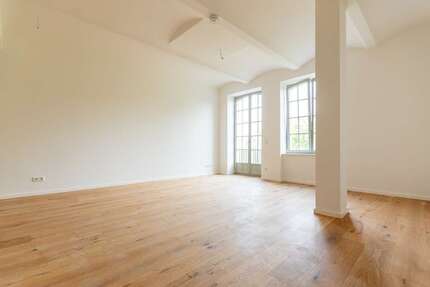 Wohnung zum Mieten in Schkeuditz 1.411,50 € 112.92 m² 4 zimmer