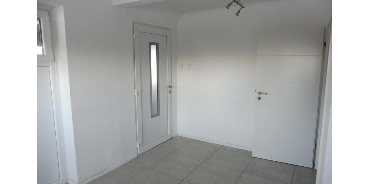 Einfamilienhaus Hechthausen - 6 Zimmer, 179 m&sup2;, 1.120&euro; | Angebot:14085141