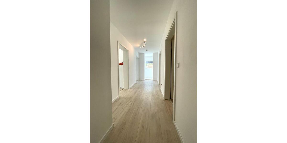 Helle 2-Zimmer Wohnung mit Terrasse in Seukendorf 2 zimmer