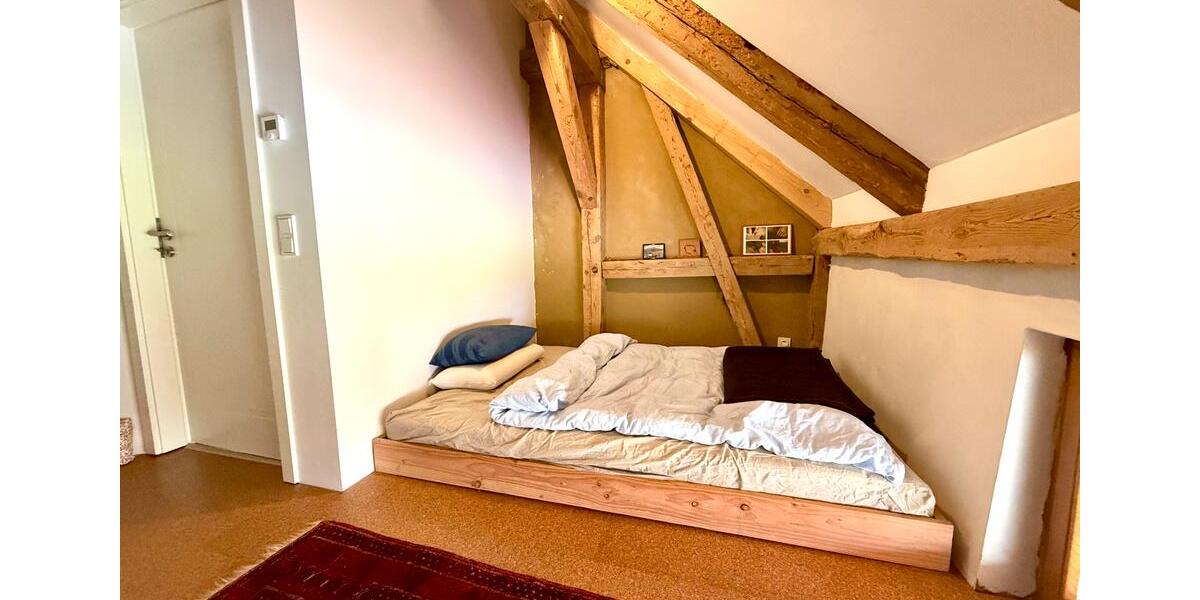Dachgeschoßwohnung Nauen - 3 Zimmer, 73 m&sup2;, 800&euro; | Angebot:26042172