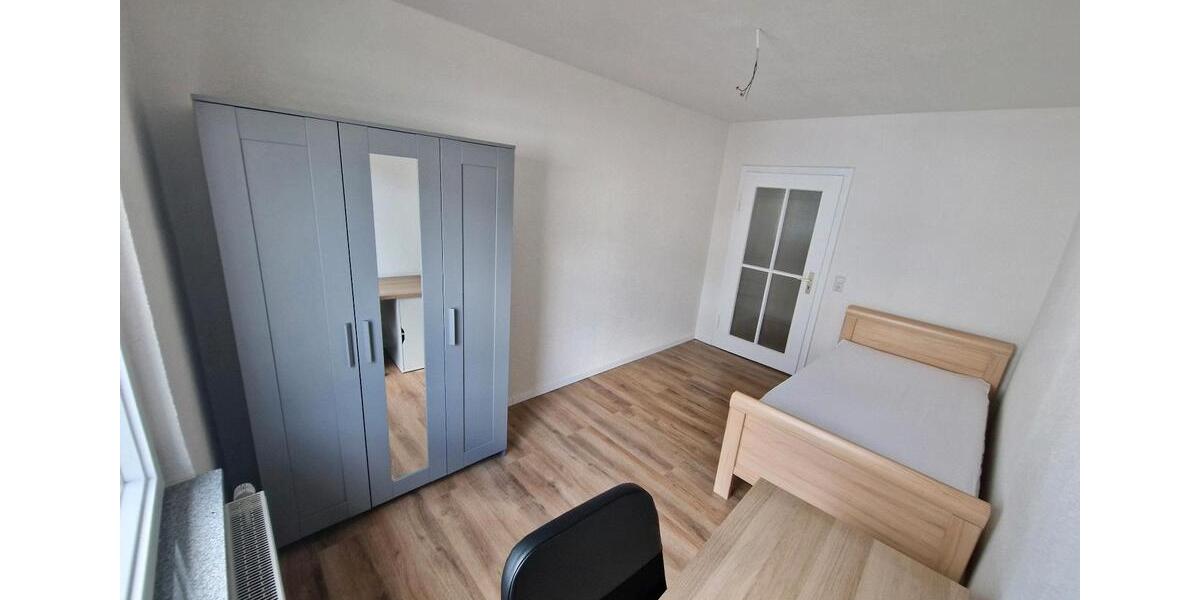 Helle modern möblierte WG-Zimmer Heidenheim ggü. DHBW Top-Lage! 4 zimmer