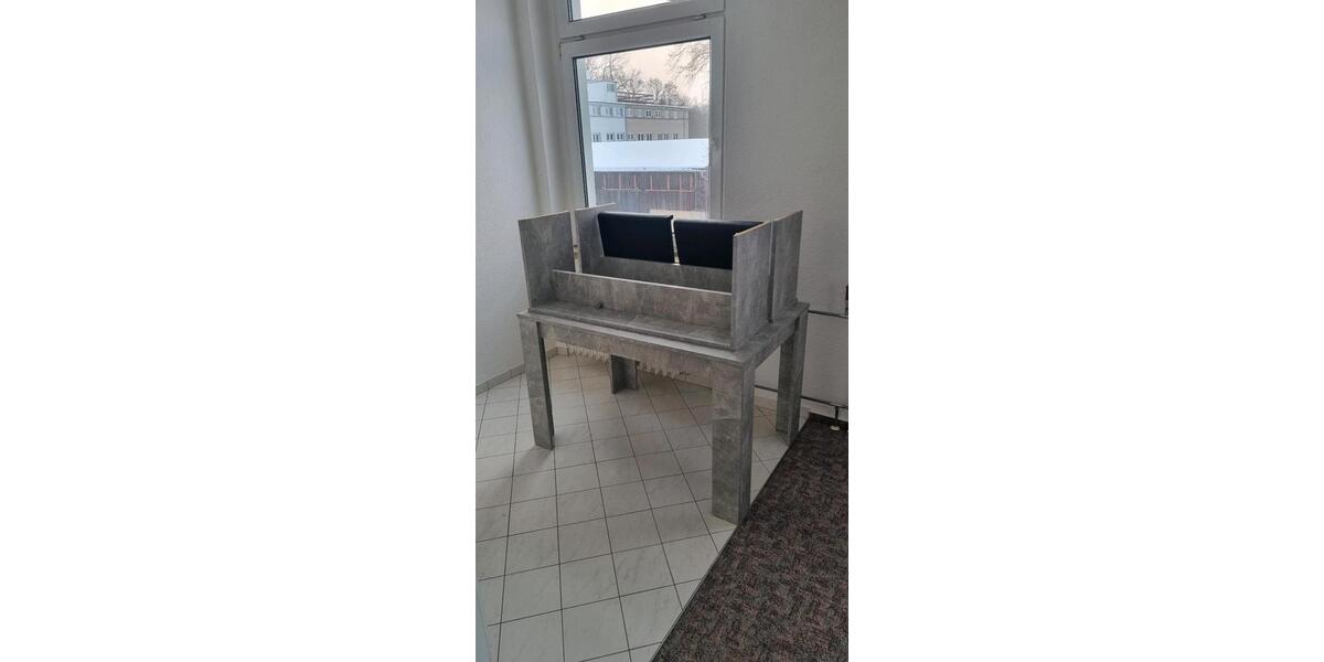 Hochparterre Bernburg (Saale) - 2 Zimmer, 30 m&sup2;, 360&euro; | Angebot:26610384
