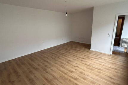Wohnung Bielefeld Brake - 4 Zimmer, 105 m&sup2;, 850&euro; | Angebot:26164115