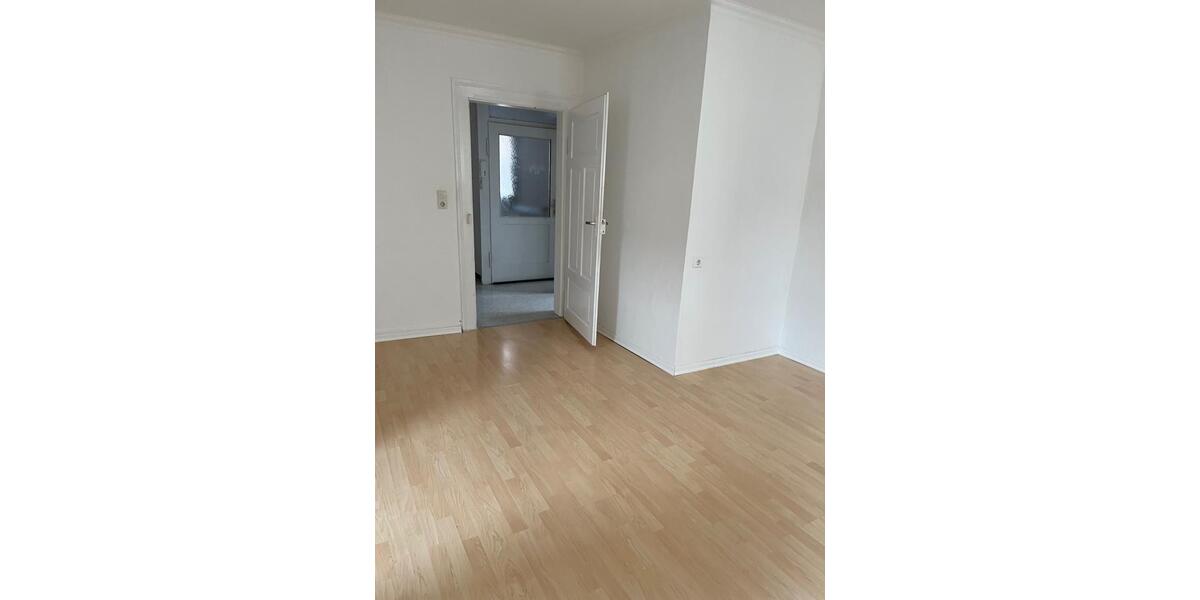 Dachgeschoßwohnung Tübingen - 2.5 Zimmer, 48 m&sup2;, 750&euro; | Angebot:26109804
