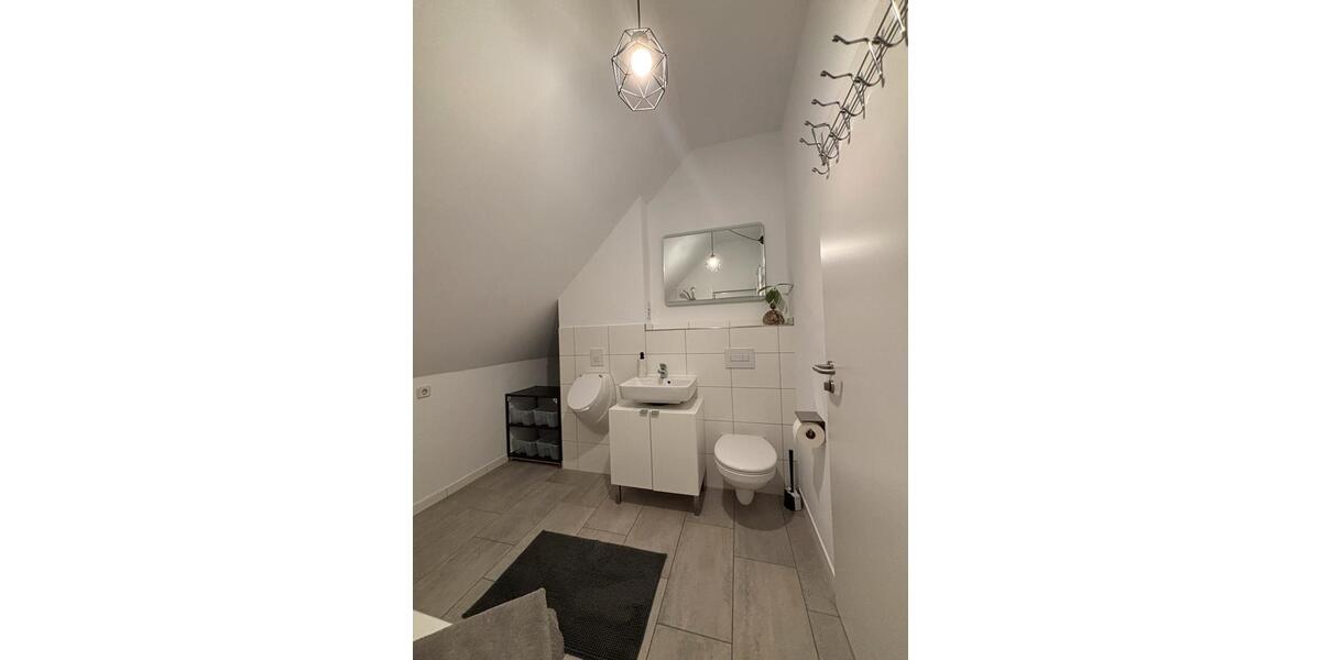 Dachgeschoßwohnung Berlin Treptow-Köpenick - 1 Zimmer, 37 m&sup2;, 950&euro; | Angebot:26236277