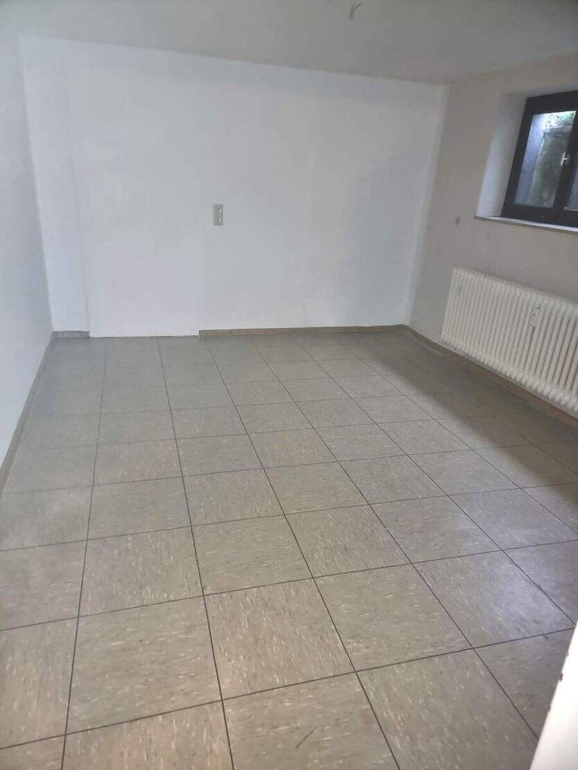 Großzügige 3 Zimmer Dachgeschosswohnung mit Balkon 3 zimmer