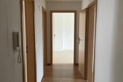 Freundliche Wohnung mit 4 Zimmern 4 zimmer