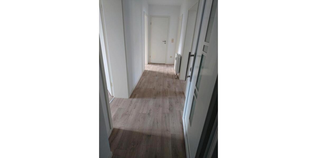 Etagenwohnung Köthen (Anhalt) - 3 Zimmer, 68 m&sup2;, 560&euro; | Angebot:26195835