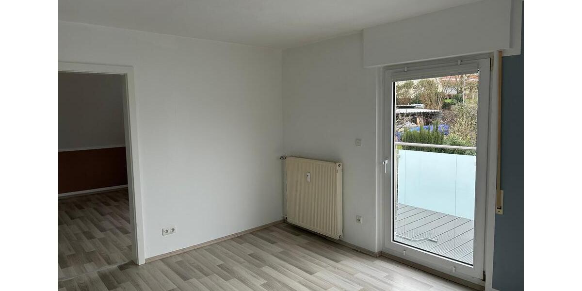 Dachgeschoßwohnung Siegen - 3 Zimmer, 64 m&sup2;, 680&euro; | Angebot:24886251