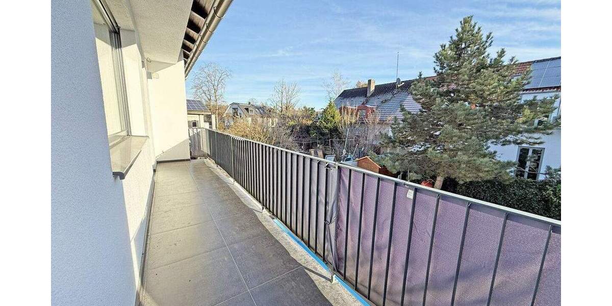 Neuwertige 3-Zimmer-Wohnung über die gesamte 1. Etage 3 zimmer