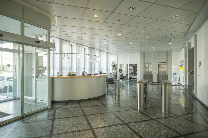 Büro in Ludwigshafen am Rhein 680 € 68 m² zimmer