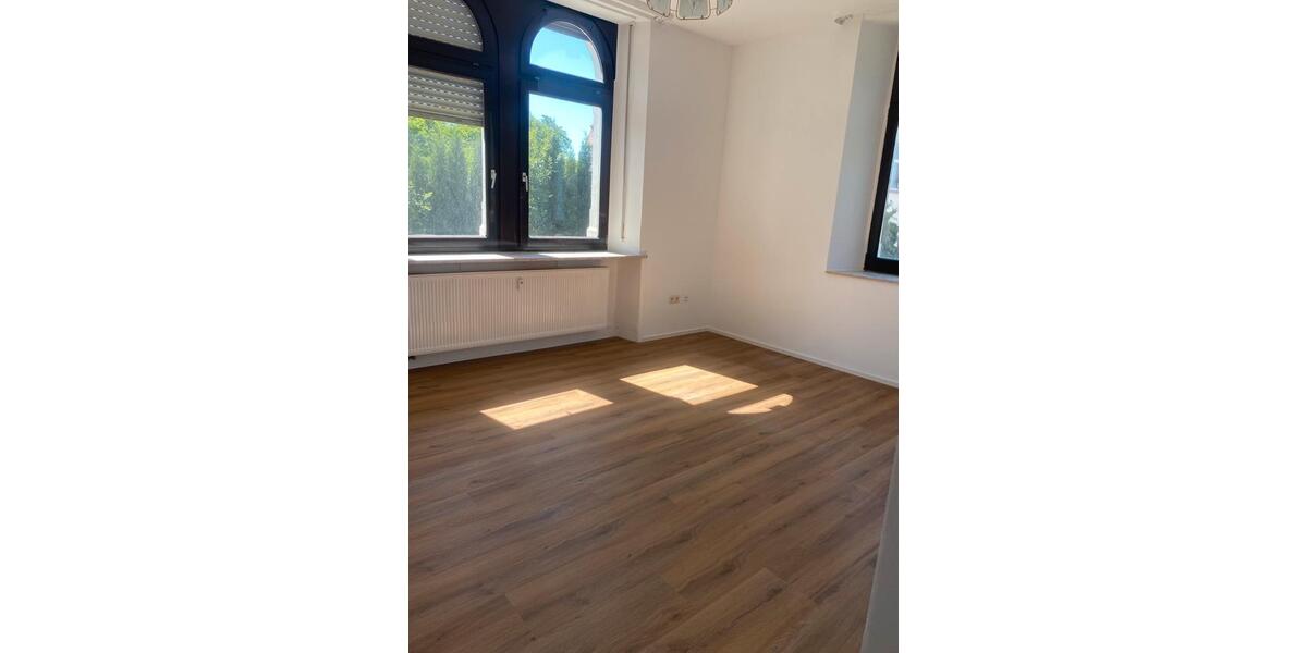 Erdgeschoßwohnung Göllheim - 2 Zimmer, 60 m&sup2;, 850&euro; | Angebot:24523256