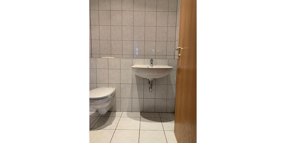 Dachgeschoßwohnung Biebesheim am Rhein - 3 Zimmer, 93 m&sup2;, 950&euro; | Angebot:25643968