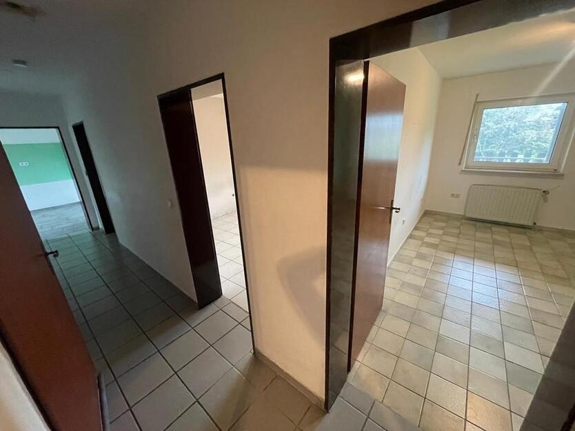 Gemütliche 3- Zi. Wohnung mit großem Balkon in Obergartzem