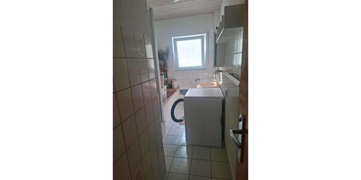 Etagenwohnung Schmitten im Taunus - 3 Zimmer, 124 m&sup2;, 1.300&euro; | Angebot:26265648