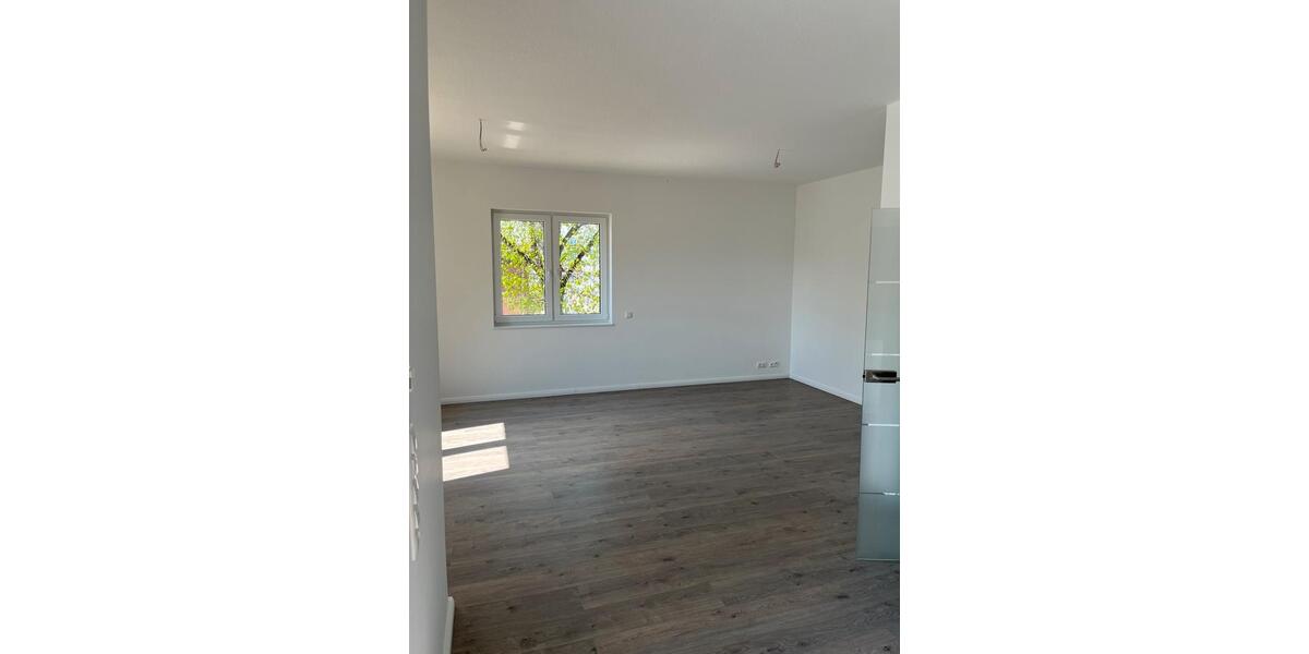 Erdgeschoßwohnung Nienburg (Weser) - 2 Zimmer, 76 m&sup2;, 750&euro; | Angebot:25405096