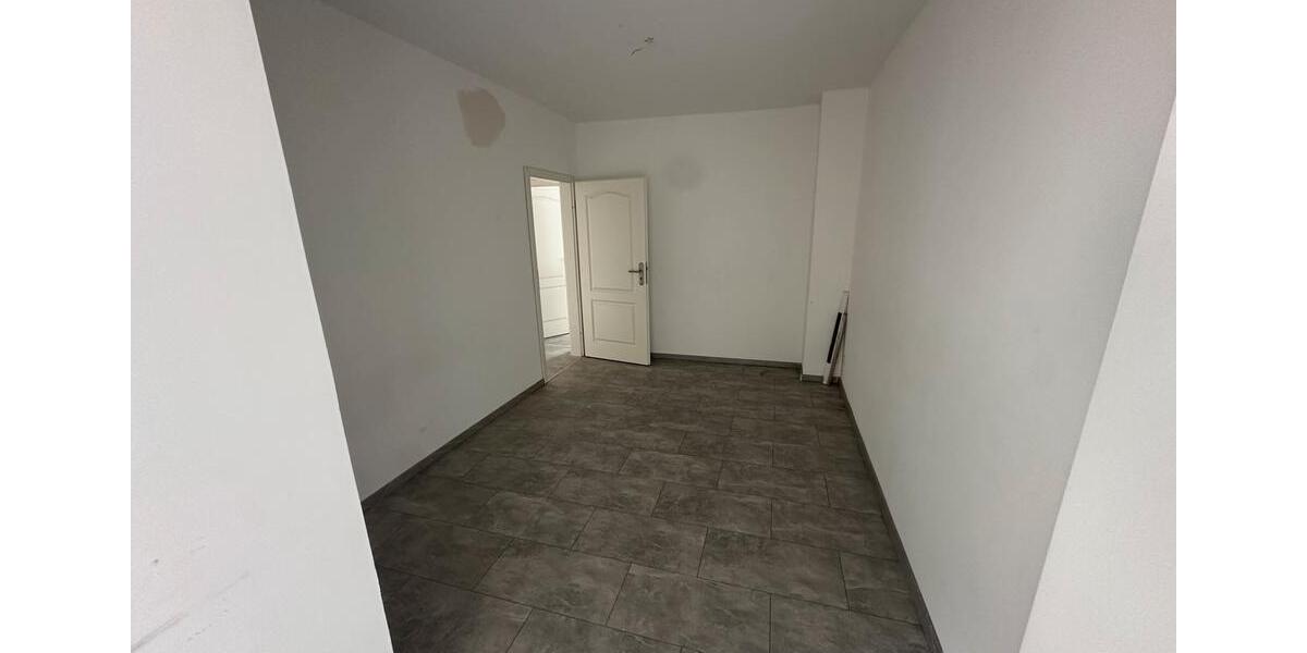 Erdgeschoßwohnung Friedrichsdorf - 3 Zimmer, 70 m&sup2;, 1.225&euro; | Angebot:25875022