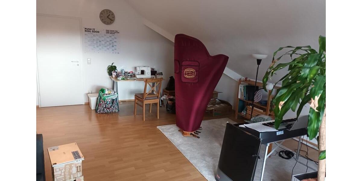DG-Wohnung mit Balkon & Domblick über den Dächern von Limburg 2 zimmer