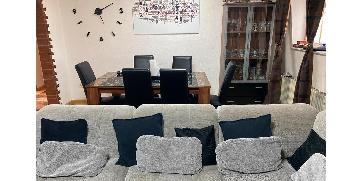 Dachgeschoßwohnung Duisburg Beeck - 3 Zimmer, 80 m&sup2;, 844&euro; | Angebot:25925584