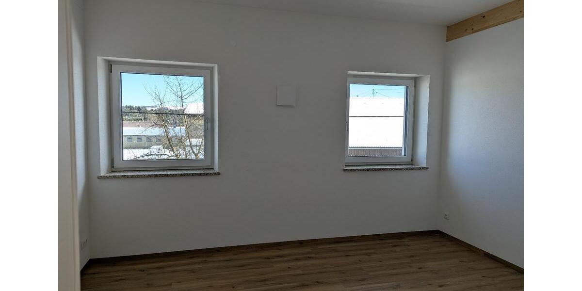 Dachgeschoßwohnung Marktoberdorf - 4 Zimmer, 1.290&euro; | Angebot:23683615