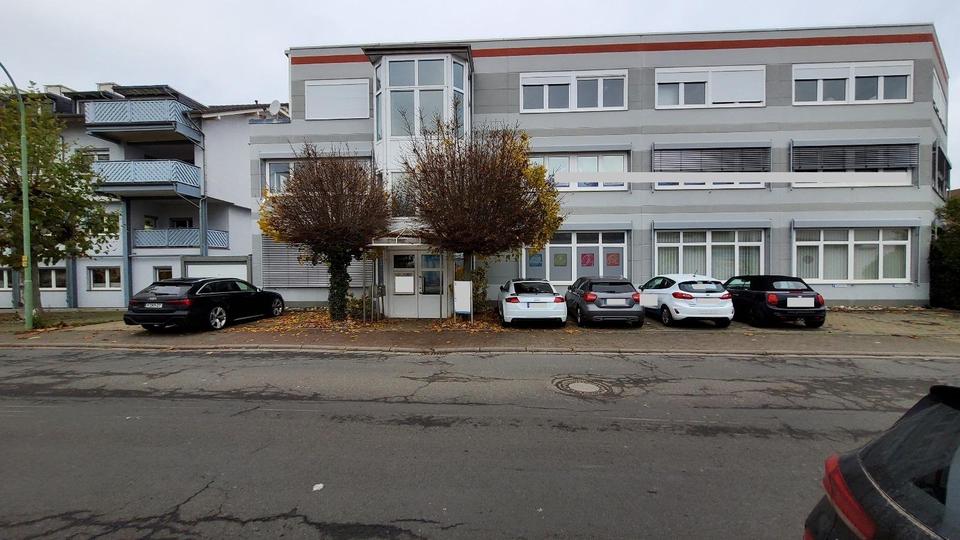 Gewerbeobjekt Bad Vilbel - 2.200&euro; | Angebot:25841450