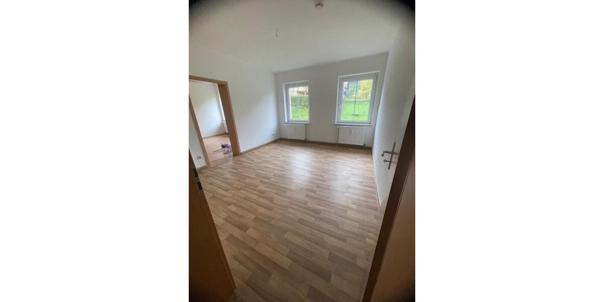 Etagenwohnung Probstzella - 4 Zimmer, 80 m&sup2;, 450&euro; | Angebot:25751006