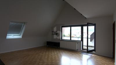HELL UND HOCHWERTIG - GROßZÜGIG IN ESSLINGEN - Maisonettenwohnung Esslingen am Neckar Brühl | Angebot:27224430