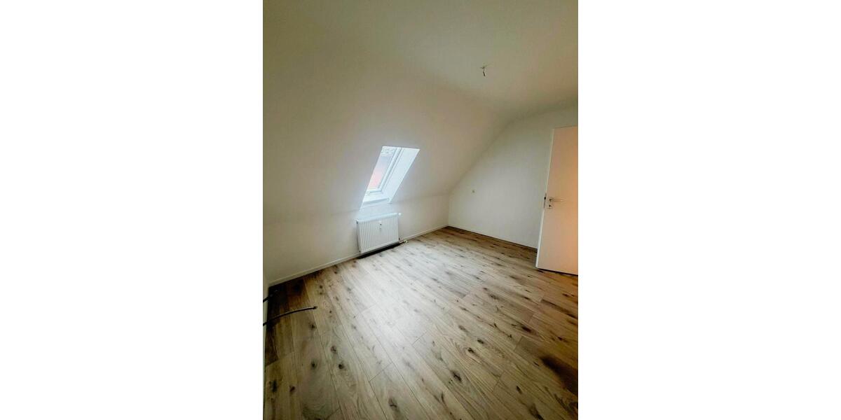 Dachgeschoßwohnung Steyerberg - 2 Zimmer, 65 m&sup2;, 595&euro; | Angebot:26619051