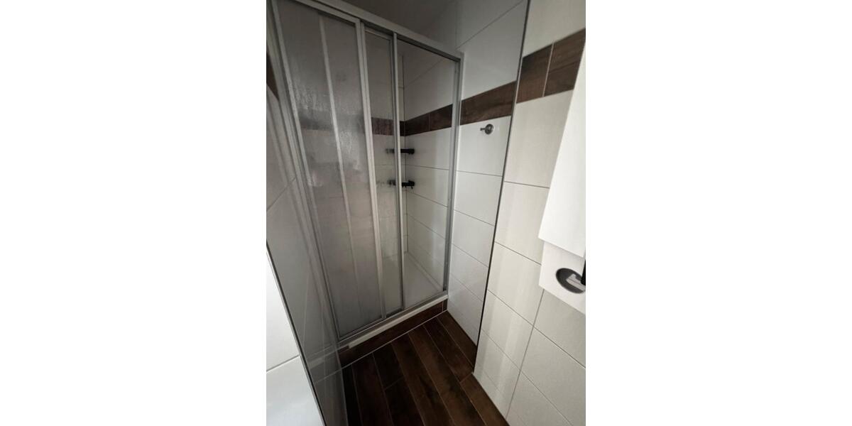 Dachgeschoßwohnung Sangerhausen - 2 Zimmer, 65 m&sup2;, 450&euro; | Angebot:26477915