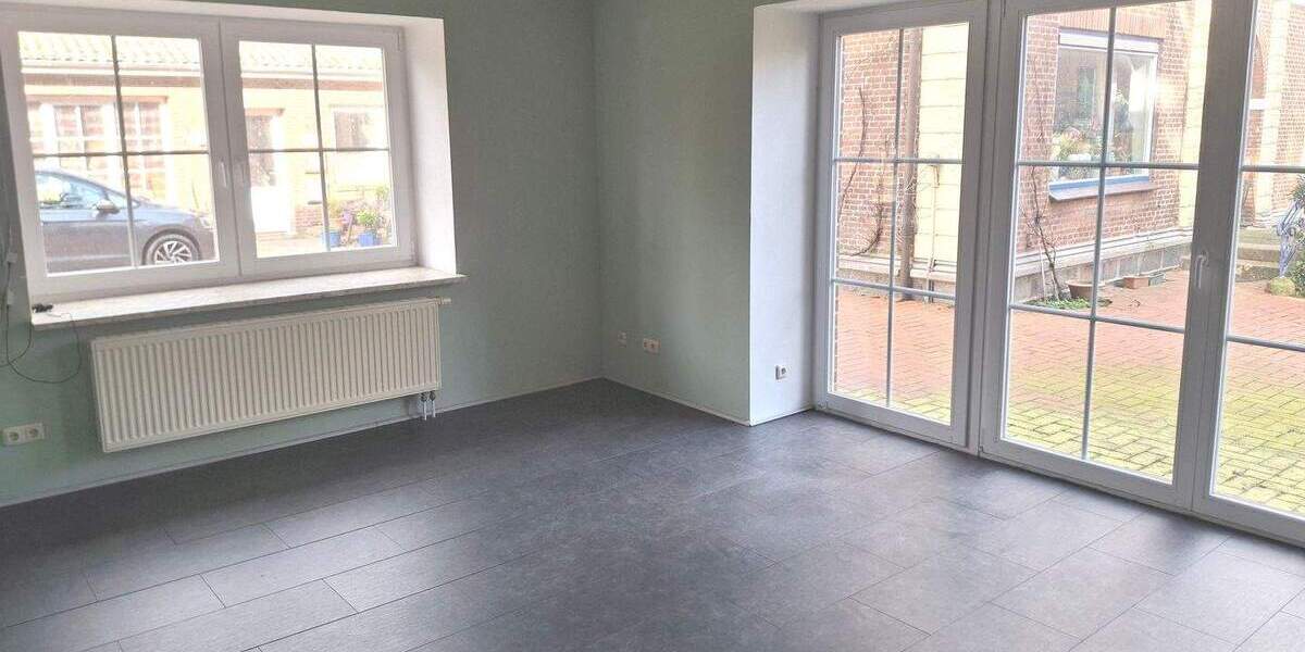 Bauernhaus, Landhaus Remmels - 8 Zimmer, 300 m&sup2;, 1.950&euro; | Angebot:25770396