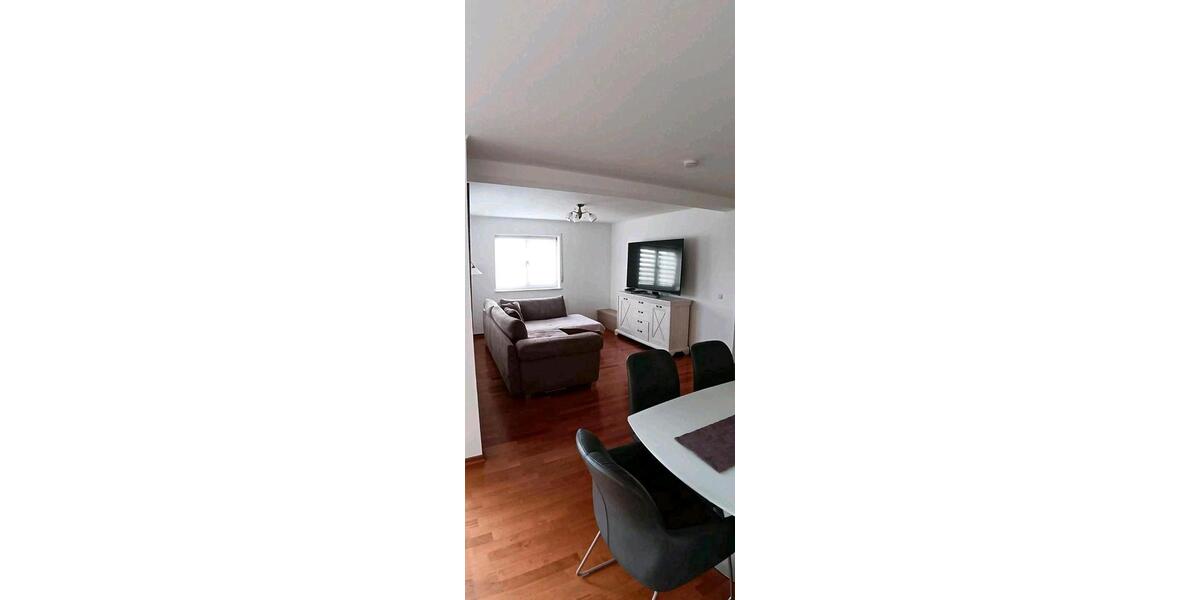 Etagenwohnung Hösbach - 3 Zimmer, 75 m&sup2;, 950&euro; | Angebot:26694026