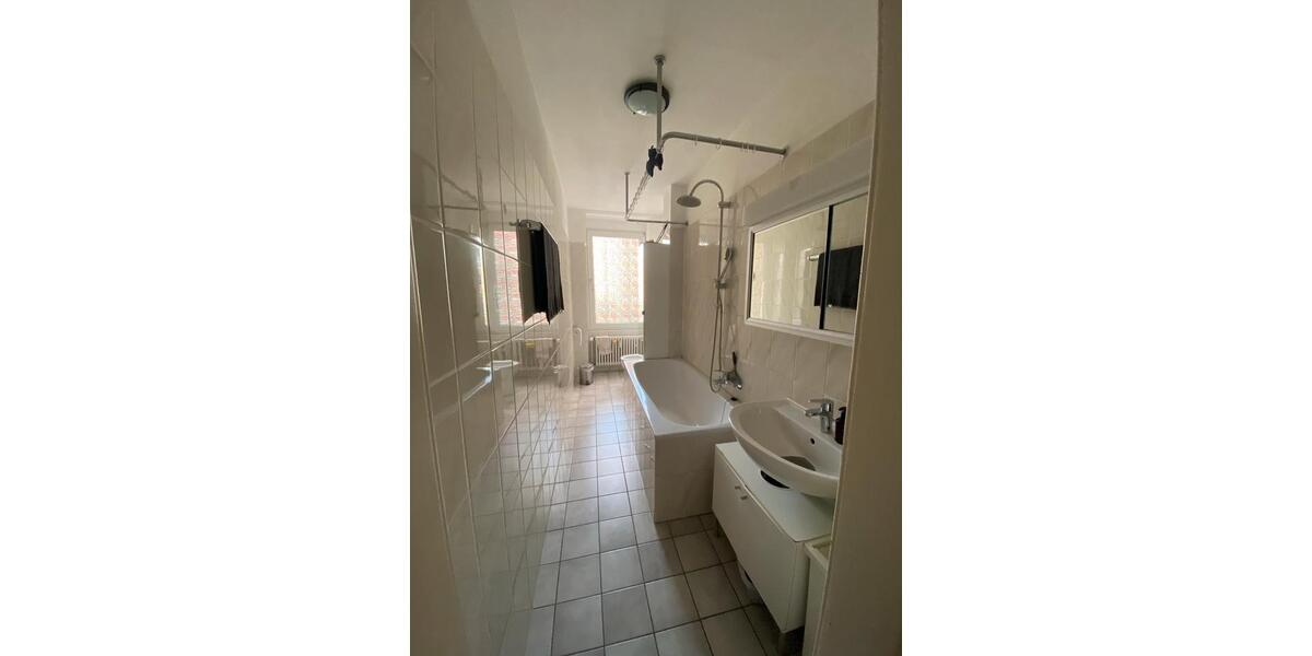 Wohnen auf Zeit Köln Kalk - 18 Zimmer, 90 m&sup2;, 360&euro; | Angebot:25996490