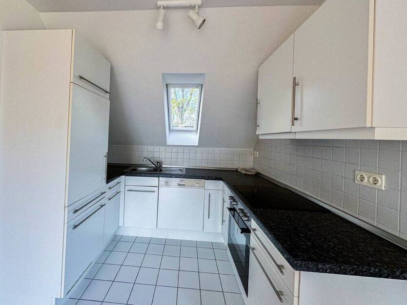 ruhig gelegene Wohnung im Grünen mit 2 Balkonen
