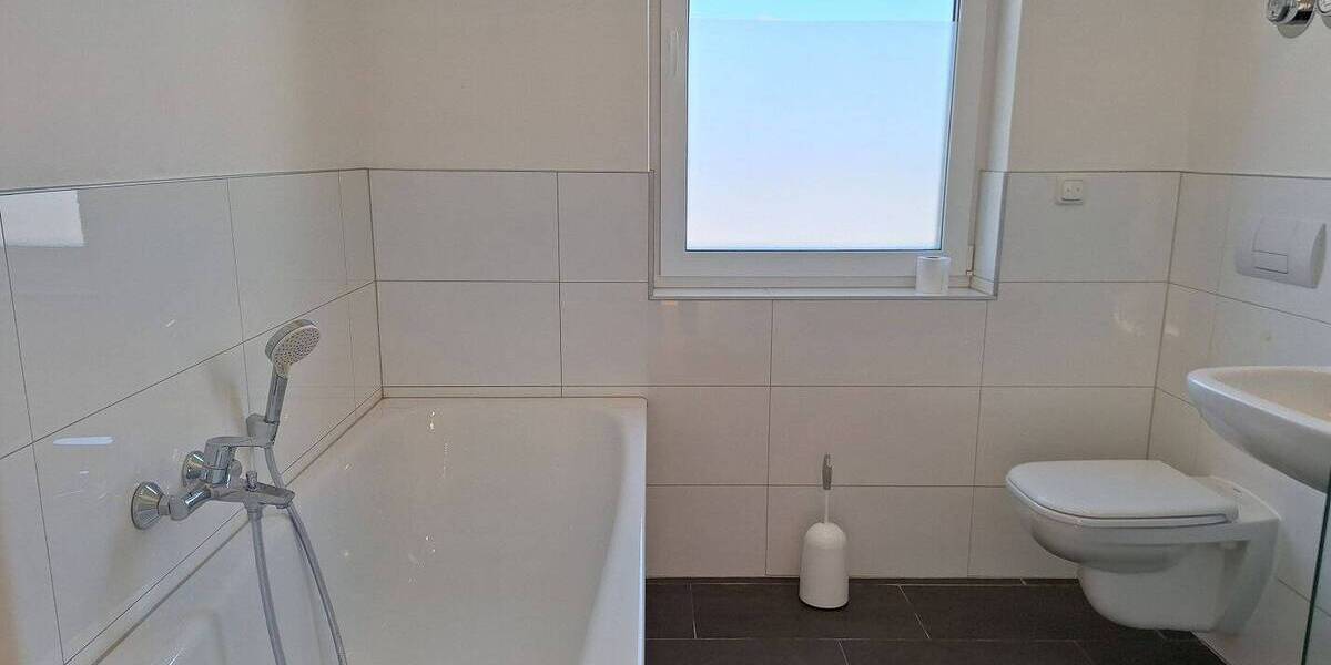 Etagenwohnung Greifswald Eldena - 3 Zimmer, 79 m&sup2;, 990&euro; | Angebot:26036788