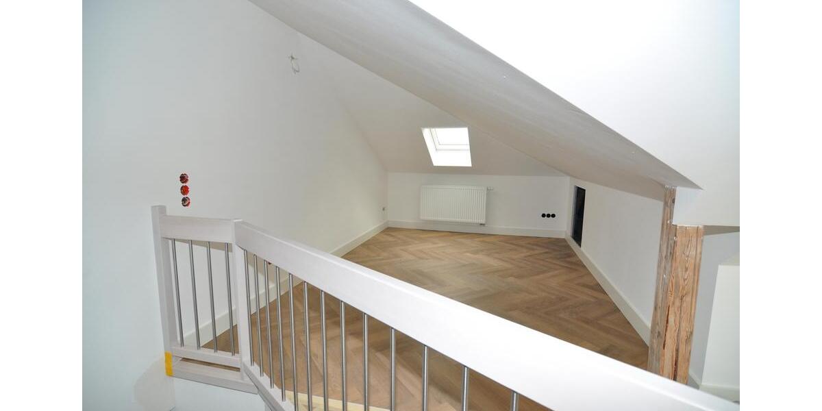 *Helle, moderne 5 Zimmer Maisonette im 3.OGDG- Zentrum von Plauen -Lift und mit großem Balkon, EBK* 5 zimmer