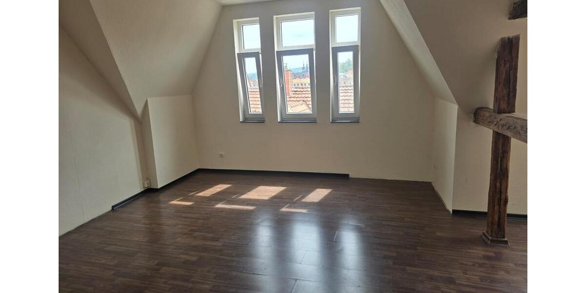 Dachgeschoßwohnung Arnstadt - 2 Zimmer, 65 m&sup2;, 410&euro; | Angebot:26515906