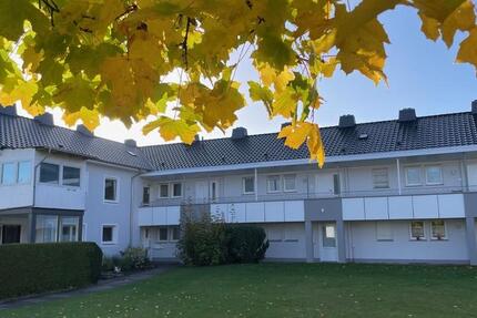 2-Zimmer-Wohnung mit Balkon & Klimaanlage in Ahlhorn zimmer