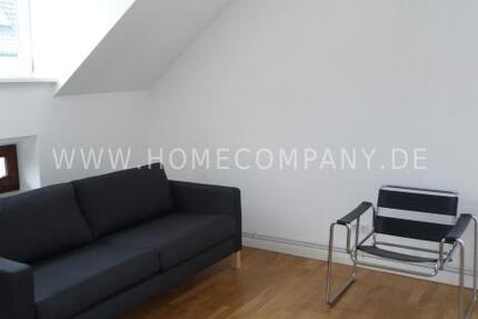2 Zi.-Whg., möbliert, 2. OG, schöne Altbauwohnung in der guter, zentraler Lage. zimmer