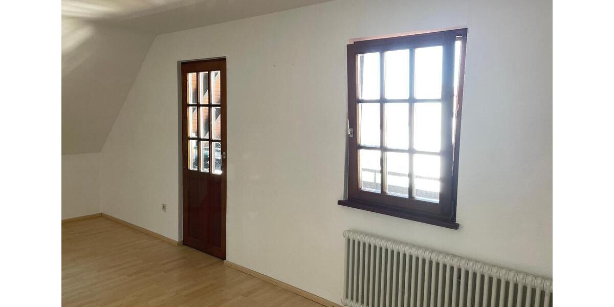 Dachgeschoßwohnung Kappelrodeck - 2 Zimmer, 65 m&sup2;, 750&euro; | Angebot:26574189