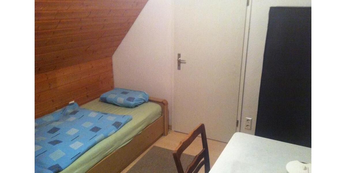 Wohnen auf Zeit Wolfsburg Detmerode - 3 Zimmer, 50 m&sup2;, 95&euro; | Angebot:18986610