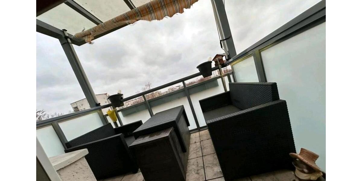 3-Zi. Wohnung, mit Balkon, EBK und Stellplätze in SZ-38226 3 zimmer