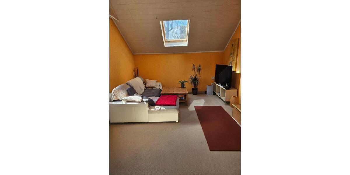 Etagenwohnung Saalfeld (Saale) - 2 Zimmer, 69 m&sup2;, 448&euro; | Angebot:25294458