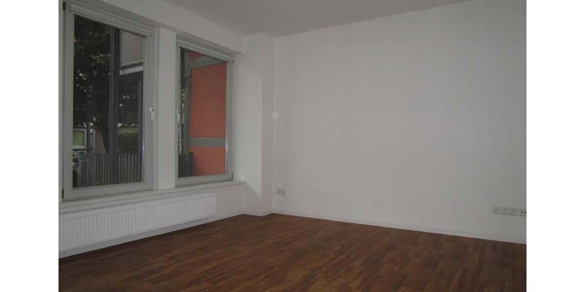 Helle 3-Zimmer-Erdgeschosswohnung in der Innenstadt! zimmer