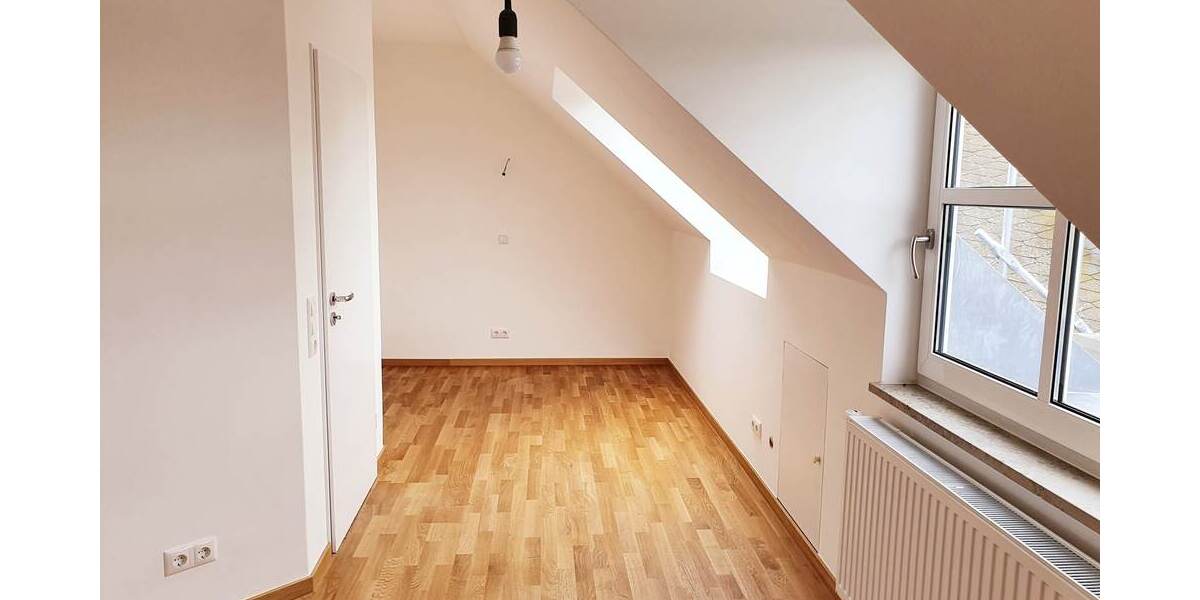 Exklusive 4-Zimmer-Wohnung - mit Einbauküche- hochwertig ausgestattet! - Maisonettenwohnung Chemnitz Kapellenberg | Angebot:26931497