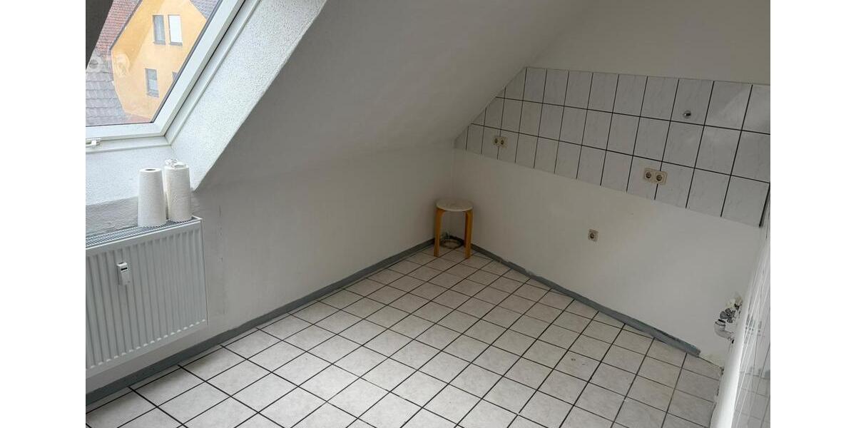 Dachgeschoßwohnung Krumbach (Schwaben) - 3 Zimmer, 70 m&sup2;, 700&euro; | Angebot:26481159