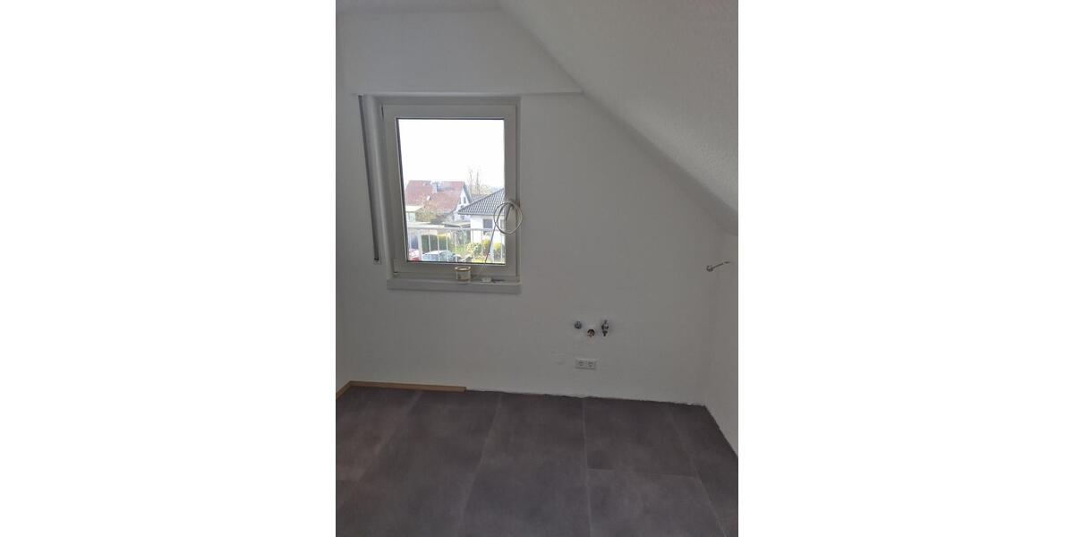 Etagenwohnung Hückeswagen - 4 Zimmer, 100 m&sup2;, 1.100&euro; | Angebot:24829748