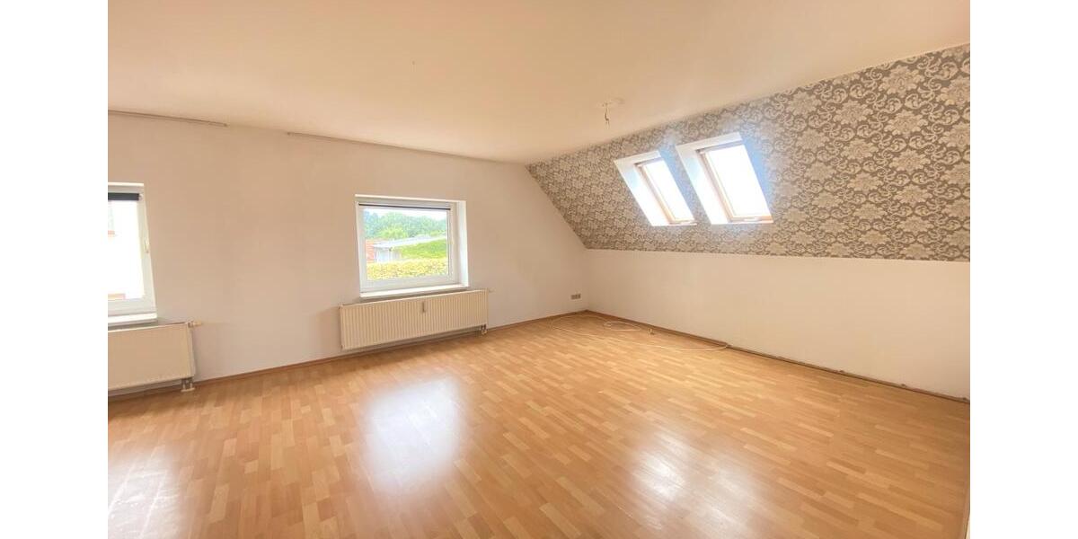 Dachgeschoßwohnung Gerbstedt - 4 Zimmer, 116 m&sup2;, 590&euro; | Angebot:22033397