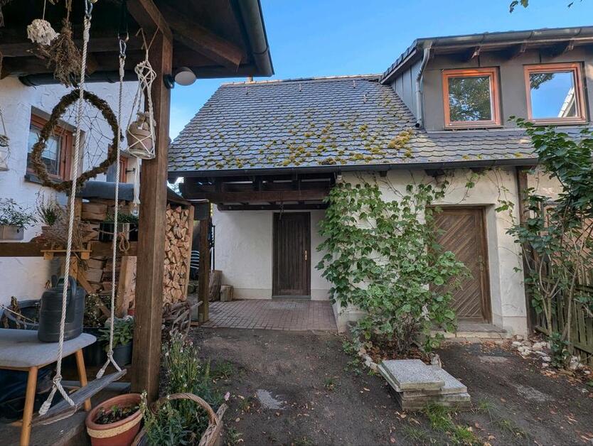 Charmante StudioWohnung mit Balkon in Marloffstein - sofort frei